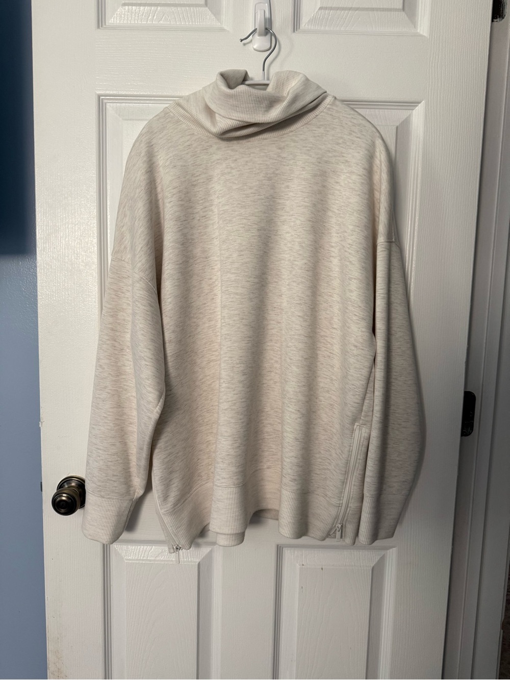 All in Motion Oversized Mockneck Sweatshirt - Size M